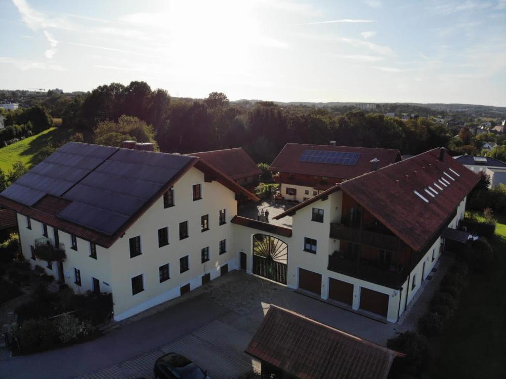 Schoenauerhof- Urlaub Im Gruenen Aber Doch In Der Stadt 파사우 외부 사진